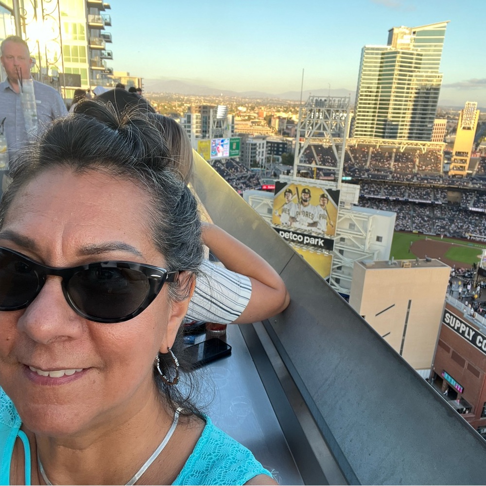 Meet your Posher, Christine